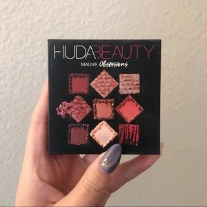 🌹Huda Beauty Obsessions Eyeshadow Palette-Mauve🌹